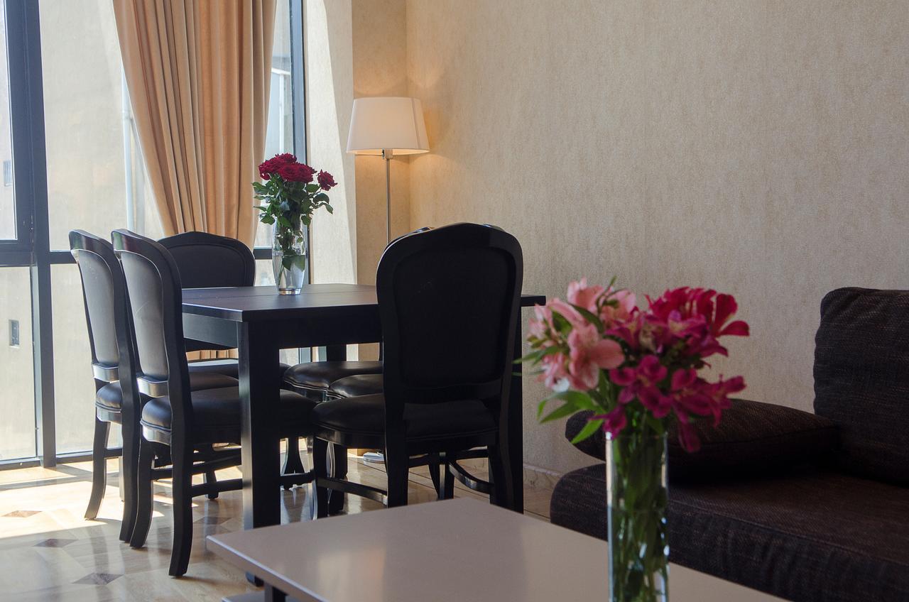 Tiflislux Apartment - Old City Philarmonic Εξωτερικό φωτογραφία
